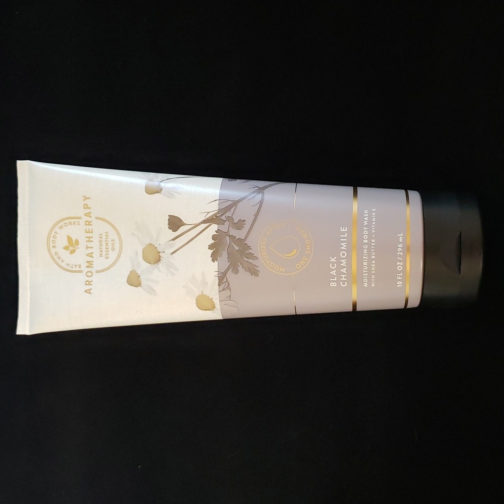 Aromatherapy Black Chamomile Moisturizing Body Wash 10oz - Bath & Body Works